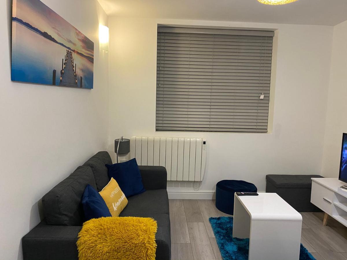 Marie'S Serviced Apartments- 2 Bedroom City Stay เบดฟอร์ด ภายนอก รูปภาพ