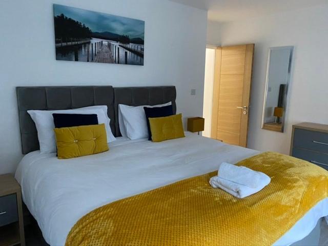 Marie'S Serviced Apartments- 2 Bedroom City Stay เบดฟอร์ด ภายนอก รูปภาพ